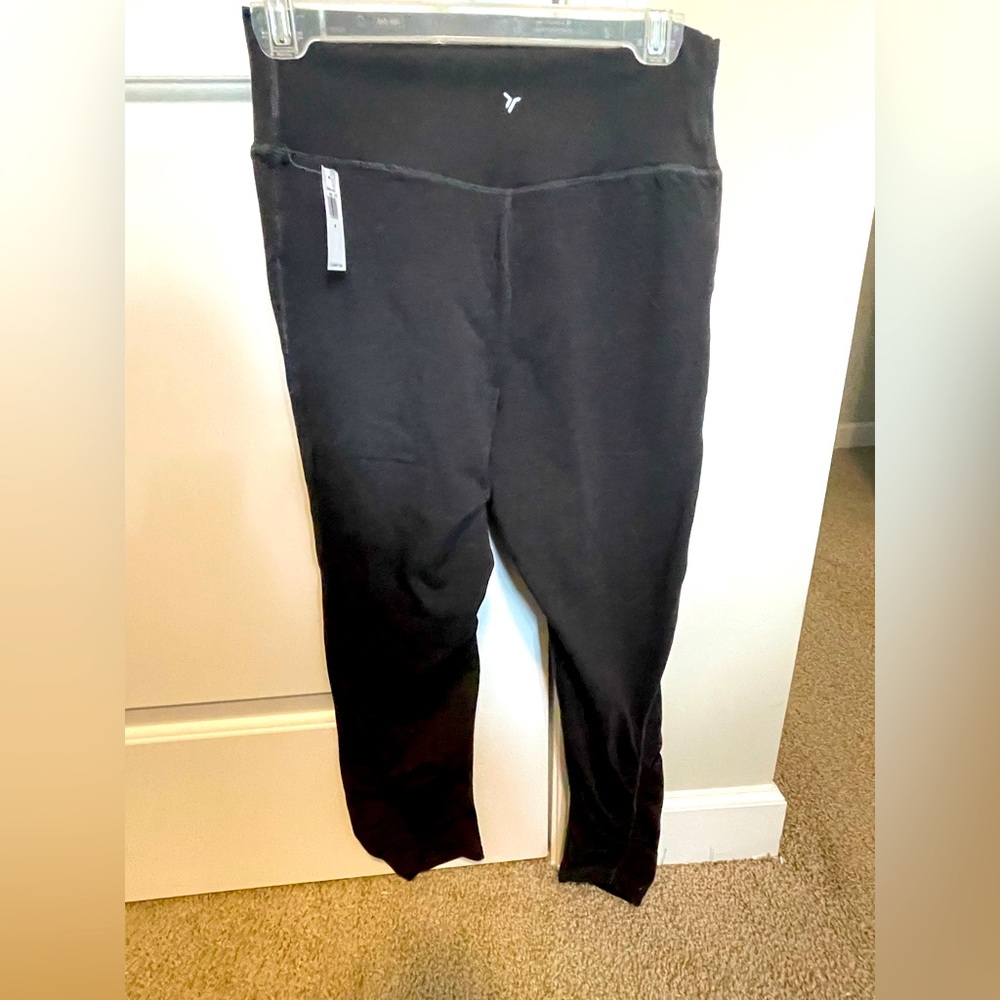 NWT old navy black athletic leggings size M powerchill